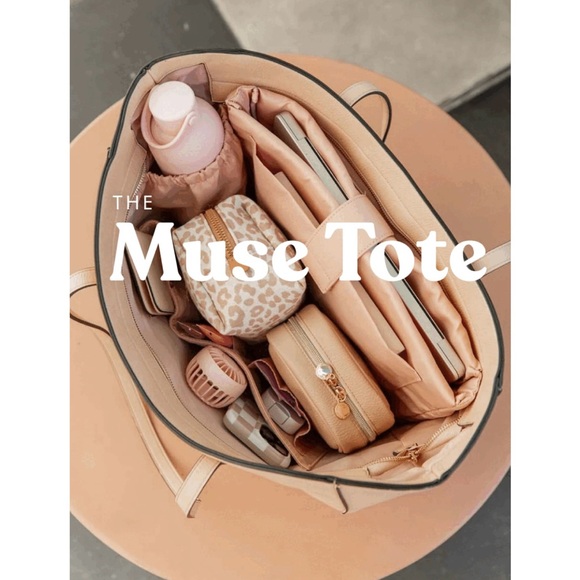 Poppy & Peonies Tan Tote - Picture 2 of 5